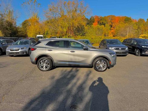 Used 2023 Buick Envision Essence image 8