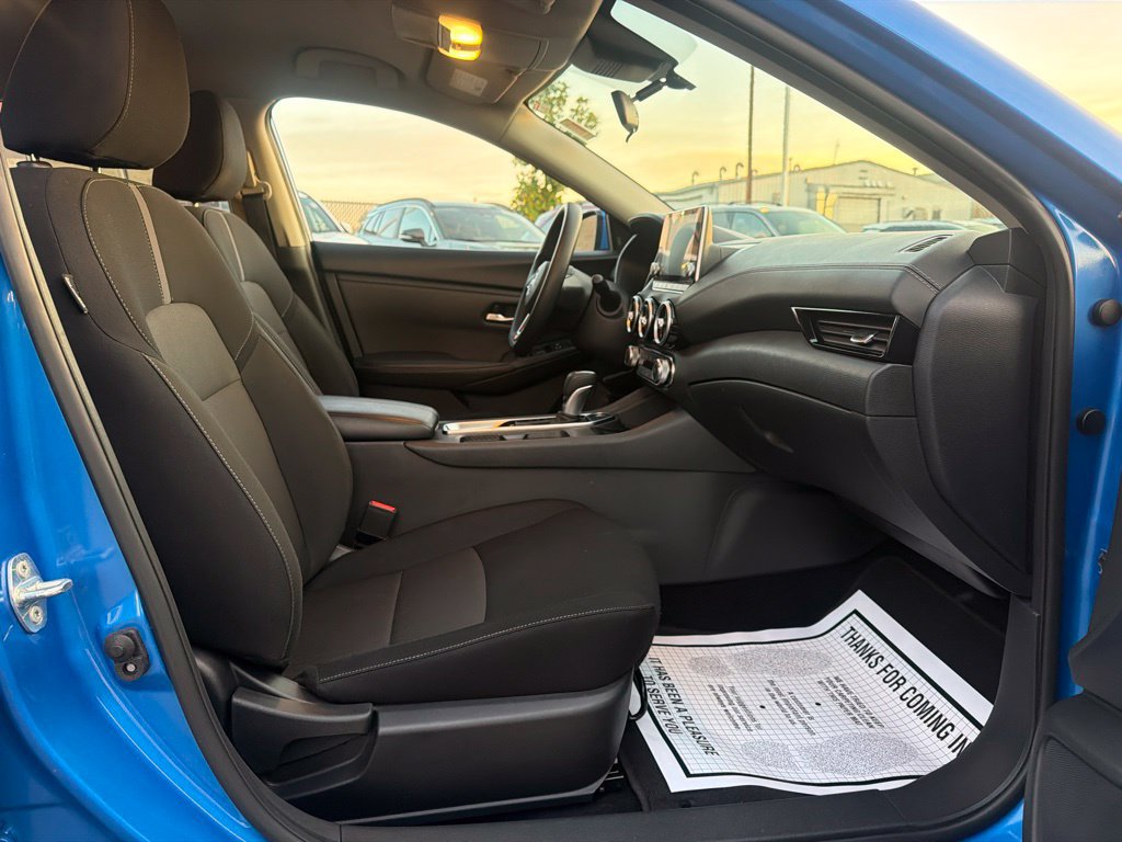 Used 2025 Nissan Sentra SV FWD image 12