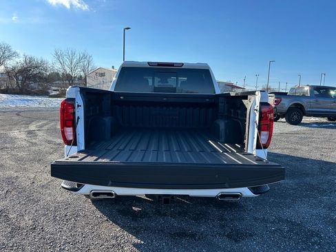 Used 2025 GMC Sierra 1500 Elevation w/ Elevation Premium Package image 17