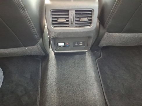 Used 2023 Nissan Rogue SL w/ SL Premium Package FWD image 14