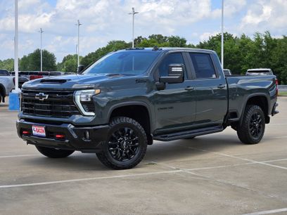 New 2025 Chevrolet Silverado 2500 LT w/ Trail Boss Package