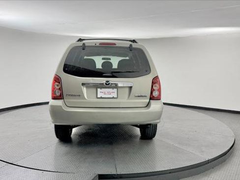 Used 2006 MAZDA Tribute s FWD image 7