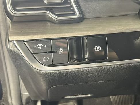 Used 2023 Kia Sportage X-Line w/ X-Line Premium Package AWD/4WD image 19