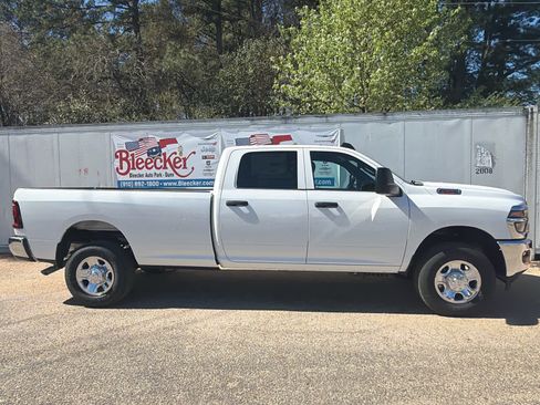 New 2026 RAM 2500 Tradesman AWD/4WD image 2