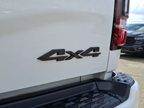 Used 2024 RAM 3500 Limited AWD/4WD image 33