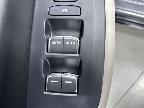 New 2027 Honda HR-V EX-L image 12