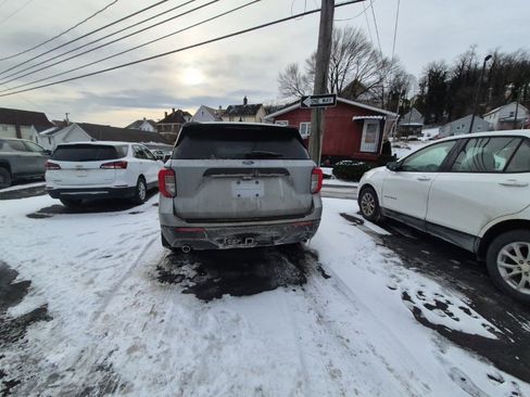 Used 2024 Ford Explorer ST-Line w/ Class IV Trailer Tow Package image 6