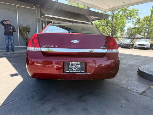 Used 2011 Chevrolet Impala LT image 18