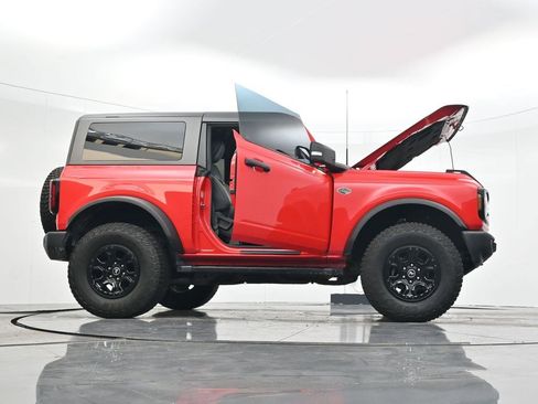 Used 2022 Ford Bronco Wildtrak AWD/4WD image 37