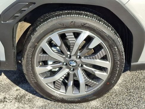 Certified 2025 Subaru Forester Touring AWD/4WD image 9