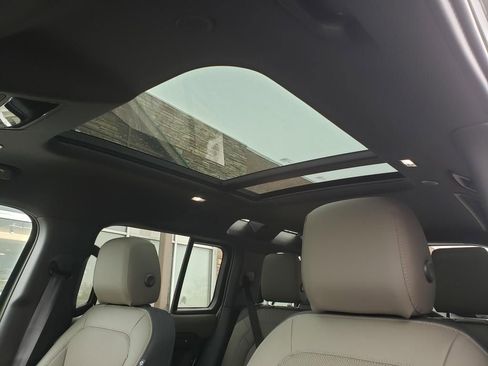 New 2026 Land Rover Defender 110 S image 21