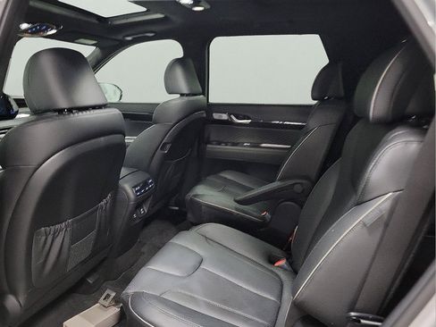 Used 2024 Hyundai Palisade Calligraphy image 19