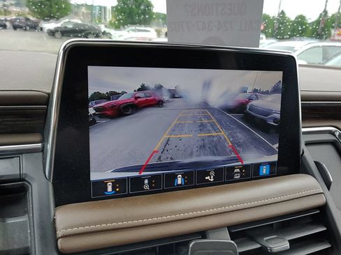 Used 2021 Chevrolet Tahoe High Country AWD/4WD image 16
