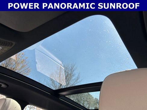 Used 2025 Mercedes-Benz GLS 450 4MATIC image 2