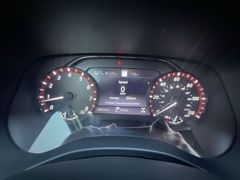 Used 2023 Nissan Frontier PRO-4X w/ Pro Convenience Package image 12