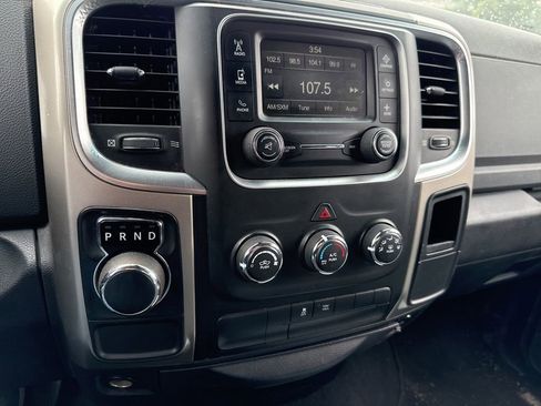 Used 2014 RAM 1500 Classic SLT RWD image 10
