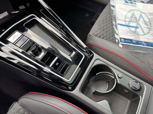 New 2026 Volkswagen GTI SE image 24