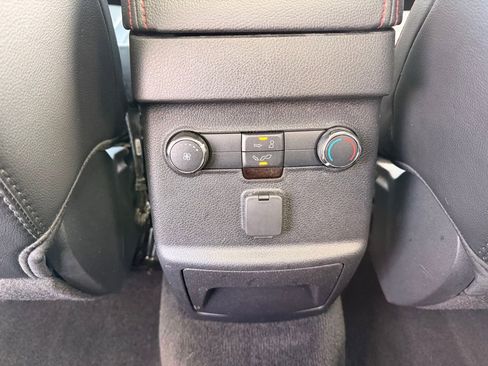 Used 2017 Ford Explorer Sport AWD/4WD image 29