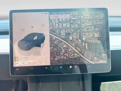 Used 2024 Tesla Model Y Performance AWD/4WD image 12