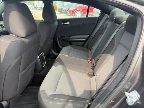 Used 2020 Dodge Charger SXT RWD image 10
