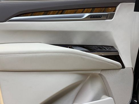 New 2025 Cadillac Escalade Sport Platinum w/ LPO, ONYX Package image 12