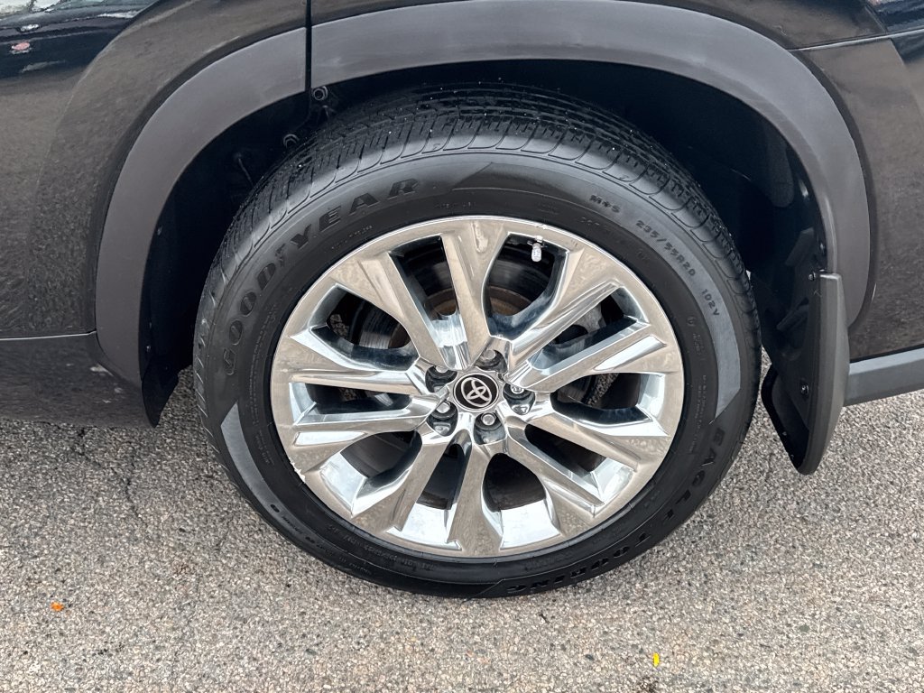 Used 2020 Toyota Highlander Limited AWD/4WD image 41