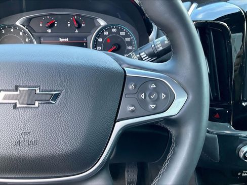 Certified 2023 Chevrolet Traverse RS FWD image 20