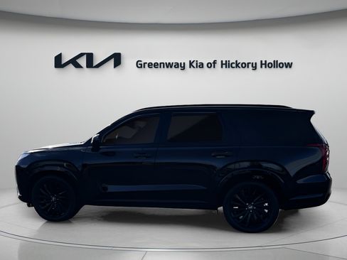 Used 2025 Hyundai Palisade Calligraphy image 4
