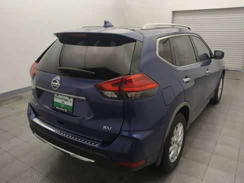 Used 2017 Nissan Rogue SV FWD image 7