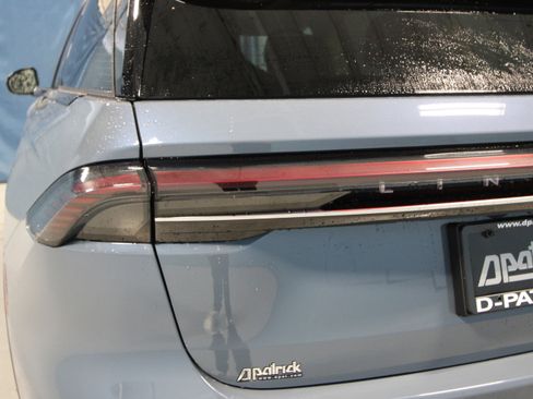 New 2026 Lincoln Nautilus Reserve w/ Jet Appearance Package image 43