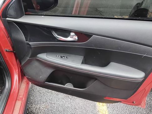 Used 2021 Kia Forte GT image 9