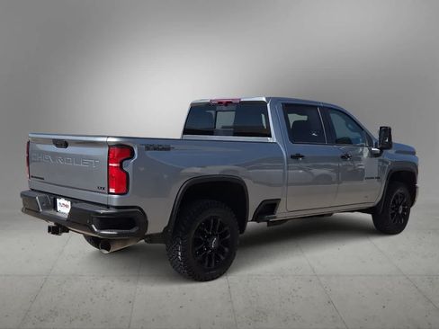 Used 2026 Chevrolet Silverado 2500 LTZ w/ Trail Boss Package AWD/4WD image 7