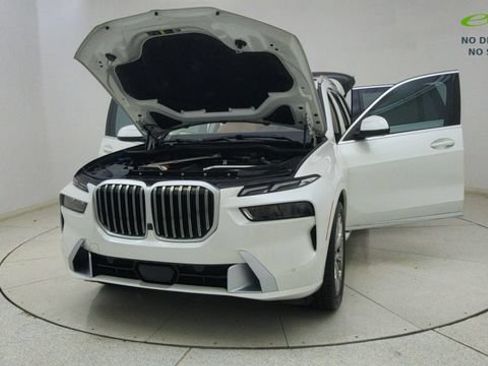 Used 2024 BMW X7 xDrive40i w/ Premium Package AWD/4WD image 82