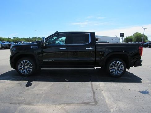 Certified 2026 GMC Sierra 1500 Denali w/ Denali Reserve Package AWD/4WD image 3