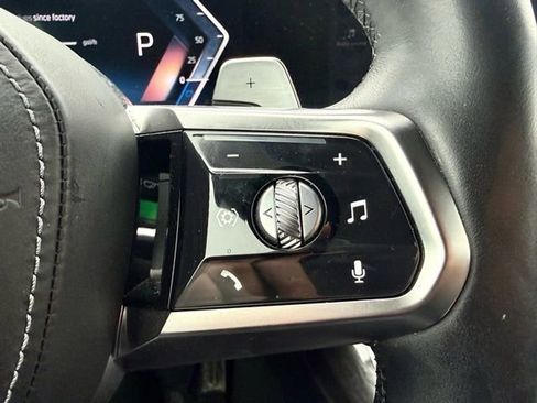 Used 2024 BMW 740i xDrive image 18