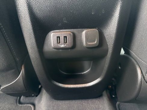 Used 2020 Chevrolet Colorado LT w/ LT Convenience Package image 30