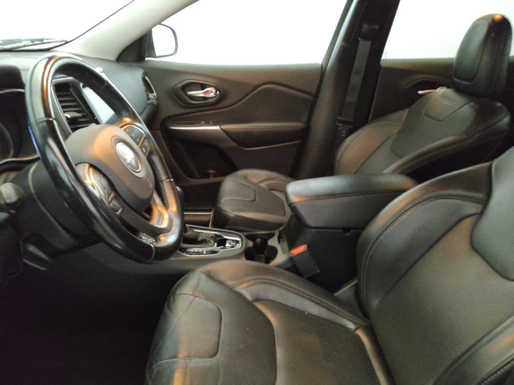 Used 2021 Jeep Cherokee Limited AWD/4WD image 17
