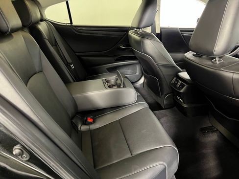 Used 2024 Lexus ES 350 w/ Premium Package image 29