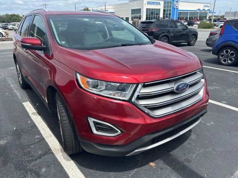 Used 2015 Ford Edge Titanium w/ Technology Package image 4