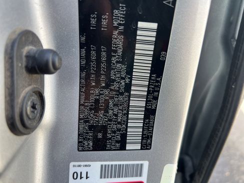 Used 2019 Toyota Sienna LE w/ LE Preferred Package FWD image 37