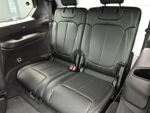 Used 2023 Jeep Grand Cherokee L Overland w/ Luxury Tech Group IV AWD/4WD image 35
