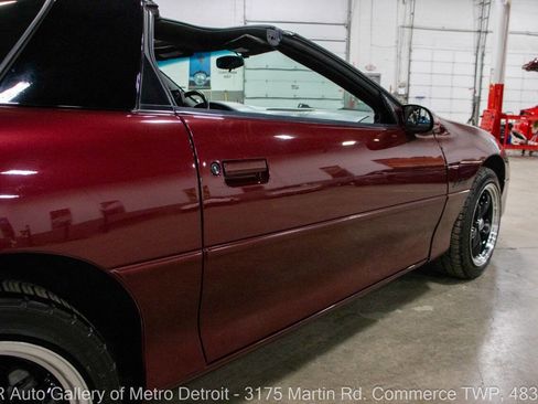 Used 2001 Chevrolet Camaro Z28 w/ Preferred Equipment Group 2 image 24