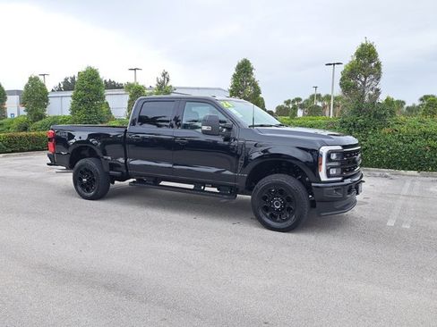 Certified 2024 Ford F250 Lariat w/ Black Appearance Package image 34