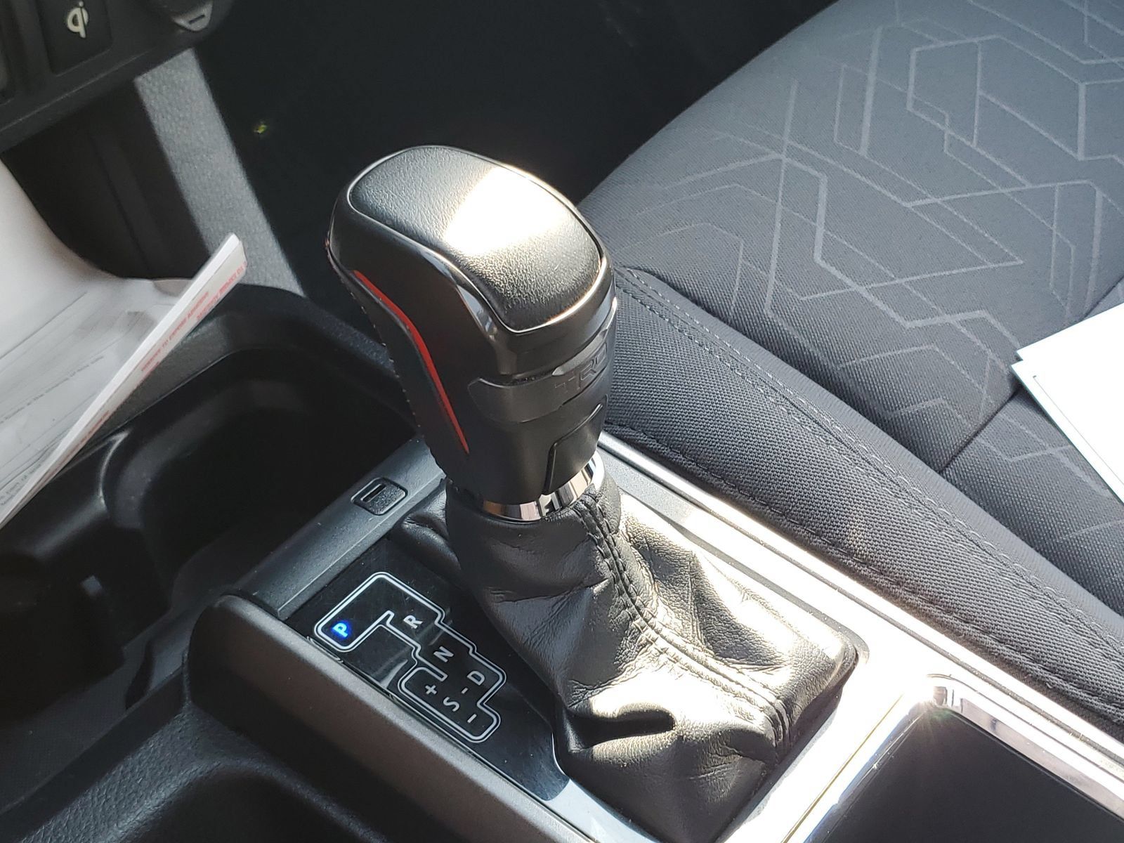 Used 2019 Toyota Tacoma TRD Off-Road AWD/4WD image 29