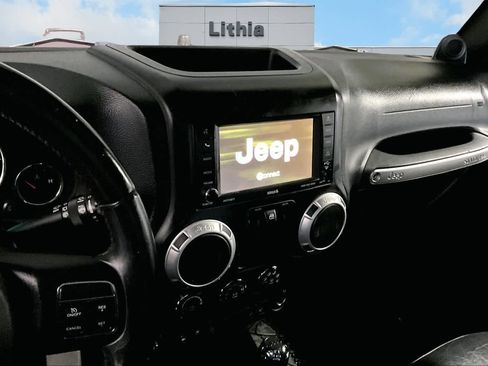 Used 2013 Jeep Wrangler Sahara w/ Dual Top Group image 16