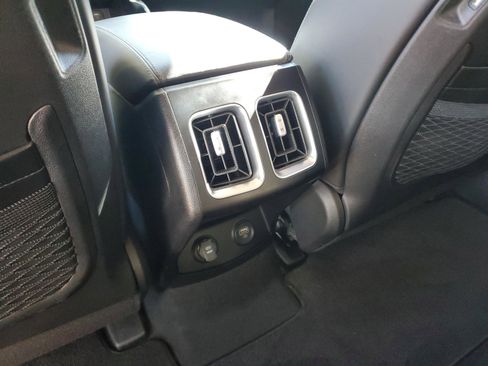 Certified 2022 Kia Sorento S image 15