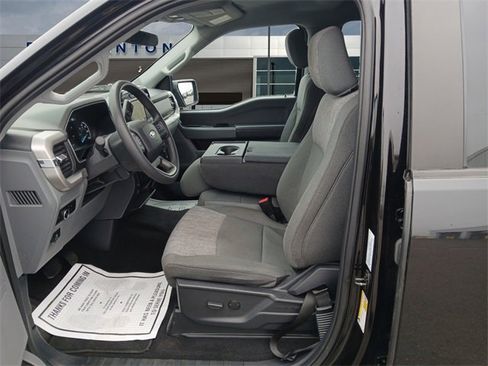 Used 2023 Ford F150 XLT image 9