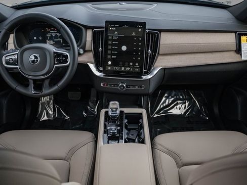 New 2026 Volvo XC90 B6 Plus image 20