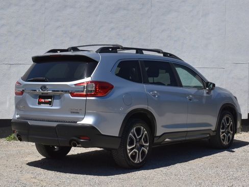 Used 2024 Subaru Ascent Limited AWD/4WD image 5