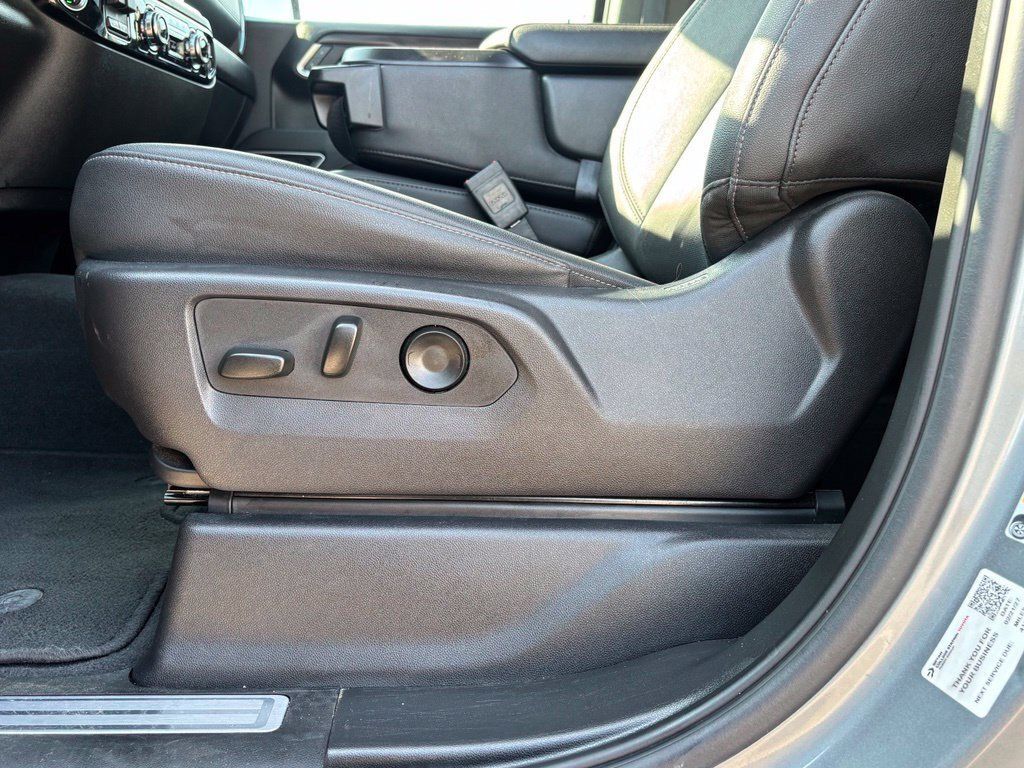 Used 2025 GMC Sierra 1500 SLT RWD image 14